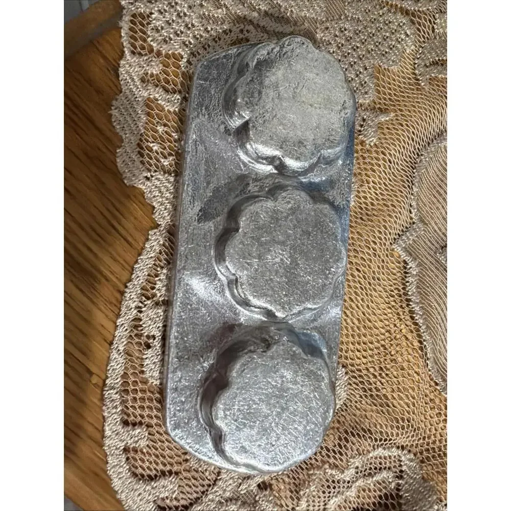 Vintage Pewter Chocolate Candy Ice Cream Mold Daisy Flower 3 Lollipop Spring